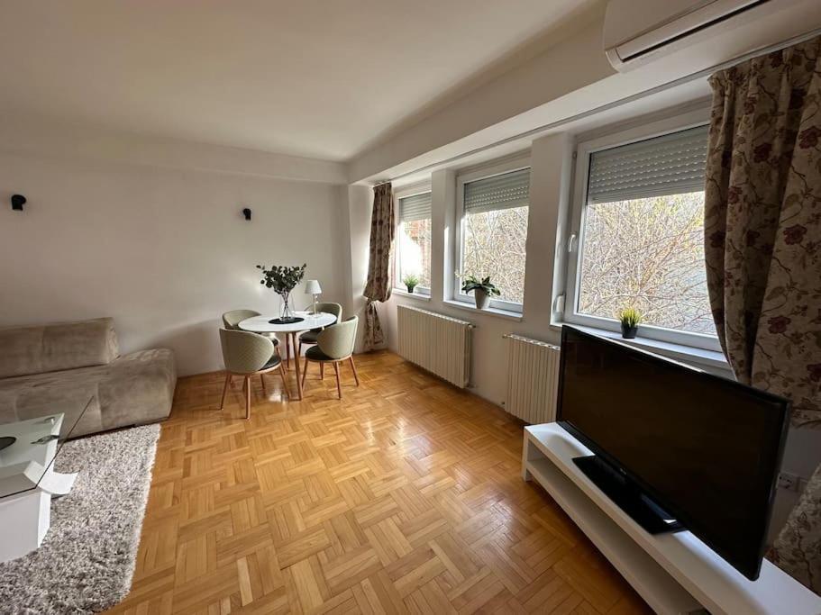 Nn Apartment Skopje Eksteriør bilde